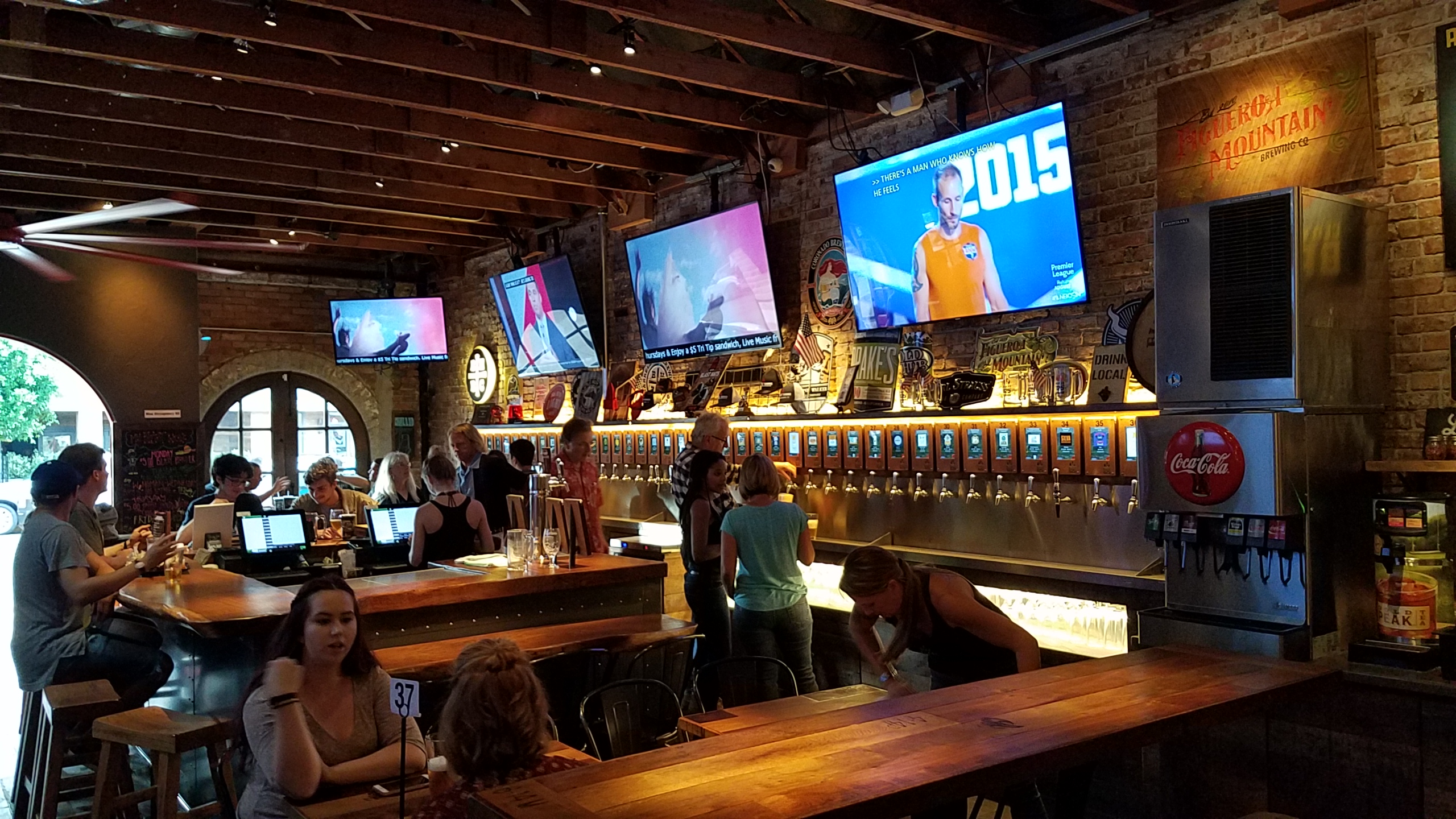 blast 825 taproom, san luis obispo, CA Bob's Beer Blog