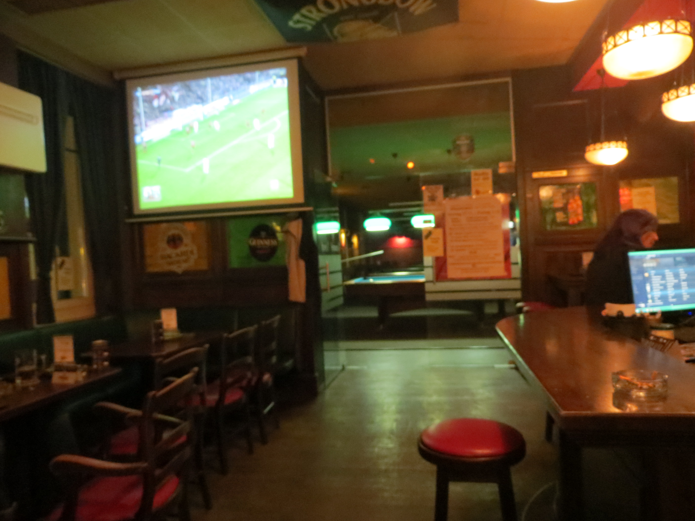 Laurel Leaf Irish Pub, Vienna, Austria Bob's Beer Blog